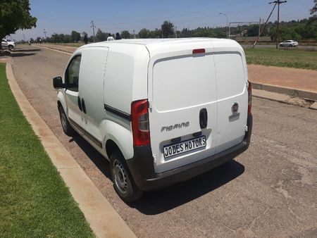 2020-Fiat-Fiorino-14-Panel-Van_11