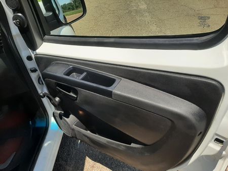 2020-Fiat-Fiorino-14-Panel-Van_3