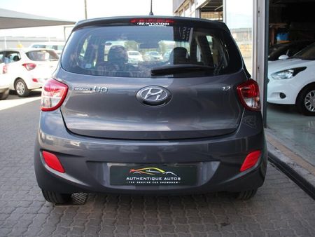 2016-Hyundai-Grand-i10-Hyundai-Grand-i10-125-Fluid_11