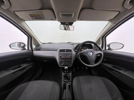 2007-Fiat-Grande-Punto-14-5-dr-Active_9