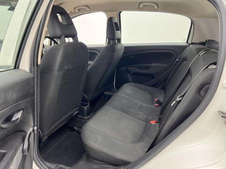 2007-Fiat-Grande-Punto-14-5-dr-Active_11