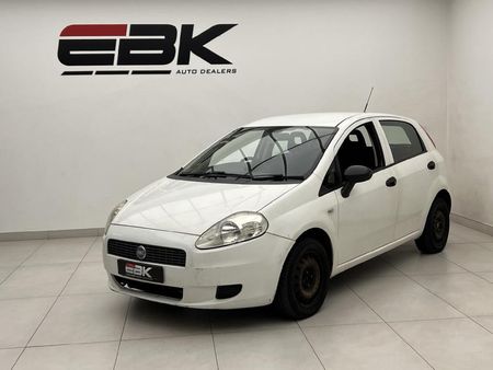 2007-Fiat-Grande-Punto-14-5-dr-Active_2