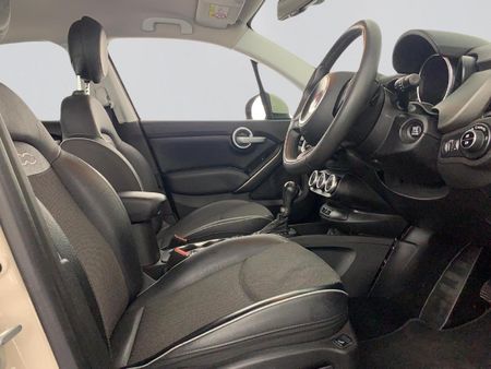 2015-Fiat-500X-14T-Cross-Auto_12