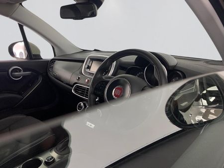 2015-Fiat-500X-14T-Cross-Auto_16