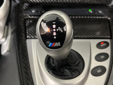 2006-BMW-M6-Coupe_8