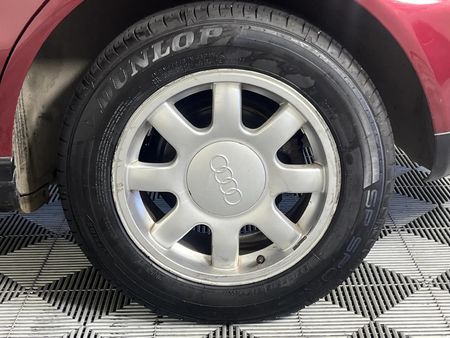 1998-Audi-A4-18-T_6