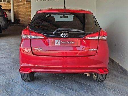 2018-Toyota-Yaris-15-XS-Auto-5-dr_14