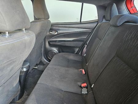 2018-Toyota-Yaris-15-XS-Auto-5-dr_16