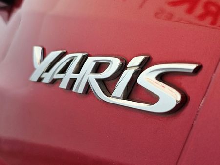 2018-Toyota-Yaris-15-XS-Auto-5-dr_5
