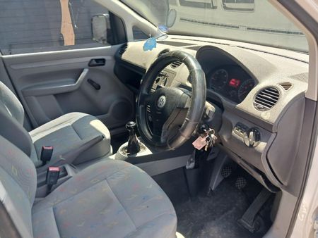2007-Volkswagen-Caddy-19-TDI-Panel-Van_7