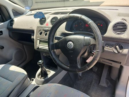 2007-Volkswagen-Caddy-19-TDI-Panel-Van_8