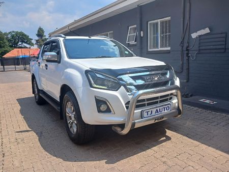 2017-Isuzu-KB-300-D-Teq-LX-Auto-Double-Cab_2