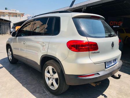 2014-Volkswagen-Tiguan-20-TDI-Bluemotion-Trend-Fun_2