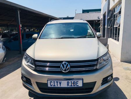 2014-Volkswagen-Tiguan-20-TDI-Bluemotion-Trend-Fun_5