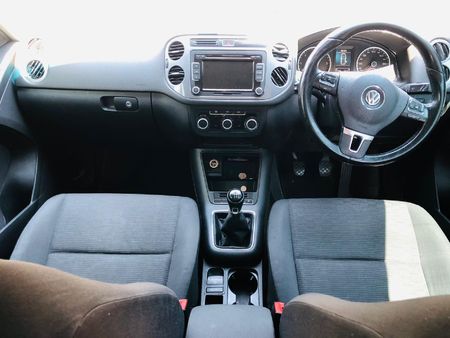 2014-Volkswagen-Tiguan-20-TDI-Bluemotion-Trend-Fun_8