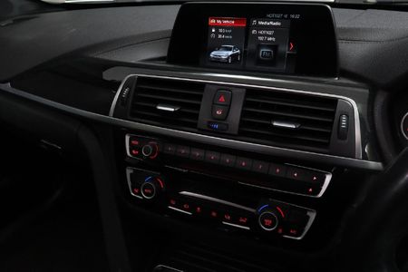 2018-BMW-3-Series-320i-M-Sport-Auto_12