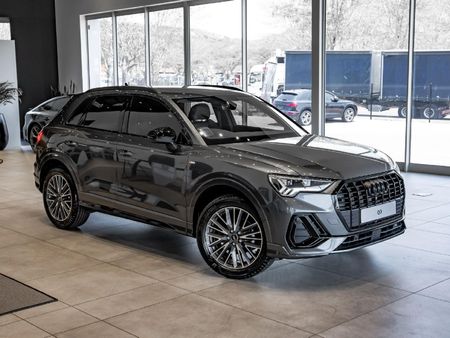 2025-Audi-Q3-Black-Edition-Auto-35-TFSI_0