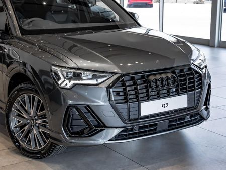 2025-Audi-Q3-Black-Edition-Auto-35-TFSI_2