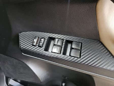 2016-Toyota-RAV4-22-D-VX-Auto_9