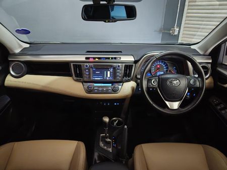 2016-Toyota-RAV4-22-D-VX-Auto_6