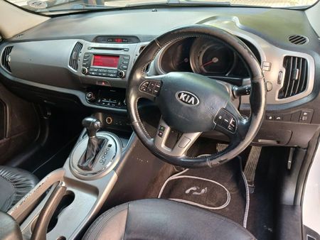 2015-Kia-Sportage-20-CRDi-Auto_9