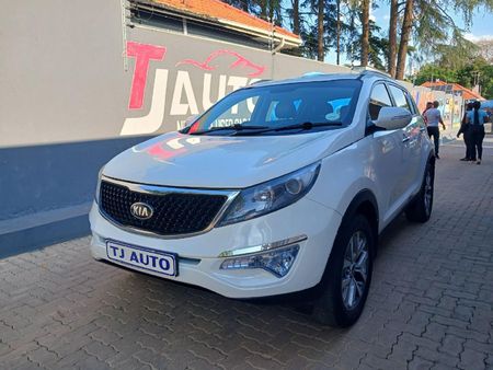 2015-Kia-Sportage-20-CRDi-Auto_2