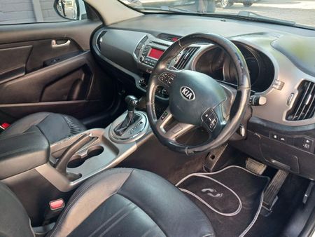 2015-Kia-Sportage-20-CRDi-Auto_8
