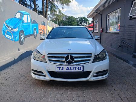 2014-Mercedes-Benz-C-Class-C-200-Auto_0