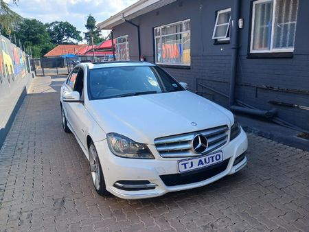 2014-Mercedes-Benz-C-Class-C-200-Auto_1