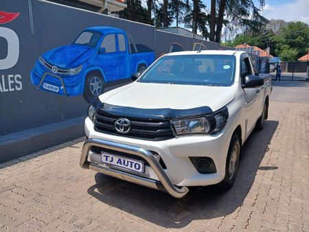 2020-Toyota-Hilux-24-GD-Single-Cab_8