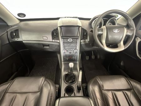 2018-Mahindra-XUV-500-22D-mHawk-7-seat-W8_1