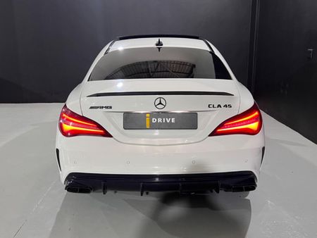 2018-Mercedes-AMG-CLA-45-AMG_3