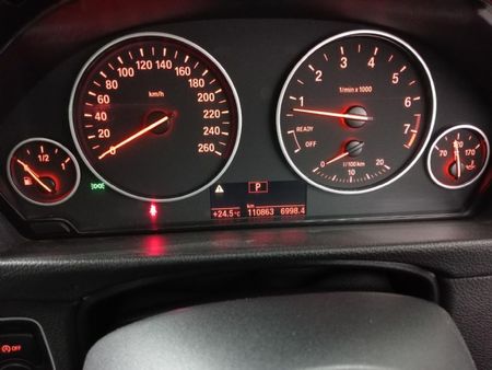 2018-BMW-3-Series-320i-Auto_18