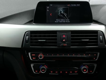 2018-BMW-3-Series-320i-Auto_7
