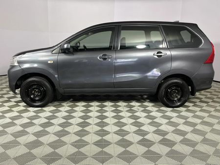 2020-Toyota-Avanza-15-SX_16