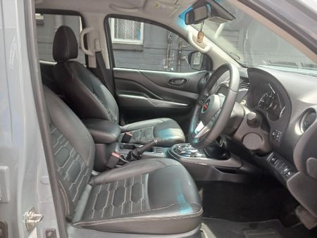 2022-Nissan-Navara-25-DDTi-LE-Auto-Double-Cab_10