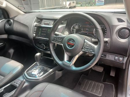 2022-Nissan-Navara-25-DDTi-LE-Auto-Double-Cab_8