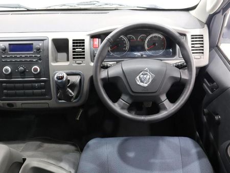 2025-Foton-View-24-Taxi-16-Seat_12