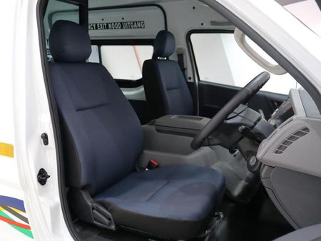 2025-Foton-View-24-Taxi-16-Seat_8