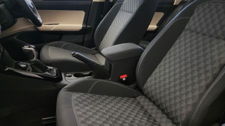 2025-Volkswagen-Polo-Classic-16-Life_3