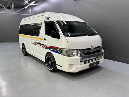 2023-Toyota-Quantum-25-D-4D-Sesfikile-16-seat_8