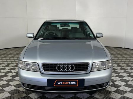2000-Audi-A4-18_12