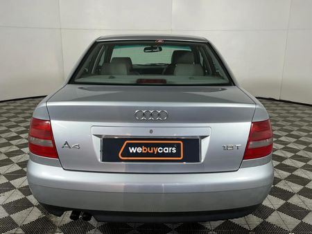 2000-Audi-A4-18_15