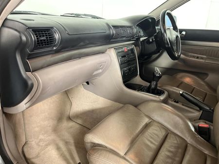 2000-Audi-A4-18_8