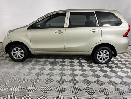 2013-Toyota-Avanza-15-TX_15
