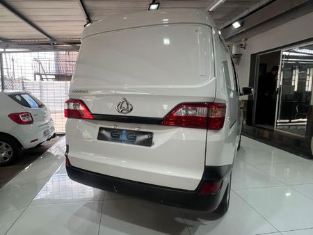 2019-Chana-Star-3-13-Mini-Panel-Van-5-seat-Lux_5