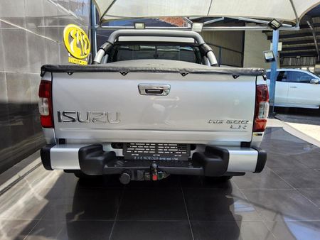 2006-Isuzu-KB-300-TDi-LX-Double-Cab_3