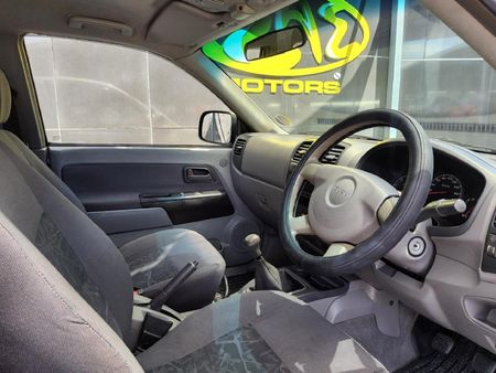 2006-Isuzu-KB-300-TDi-LX-Double-Cab_5
