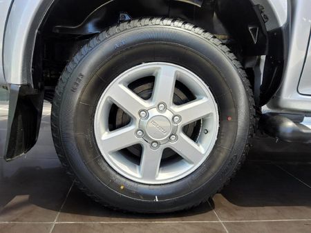 2006-Isuzu-KB-300-TDi-LX-Double-Cab_8