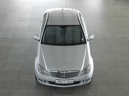 2009-Mercedes-Benz-C-Class-C-280-Elegance-Auto_3